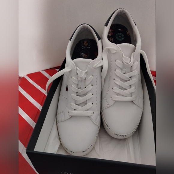 Tommy Hilfiger Classic White Sneakers - Picture 2 of 8